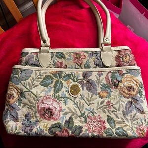 Floral Tapestry Handbag - Mitzi